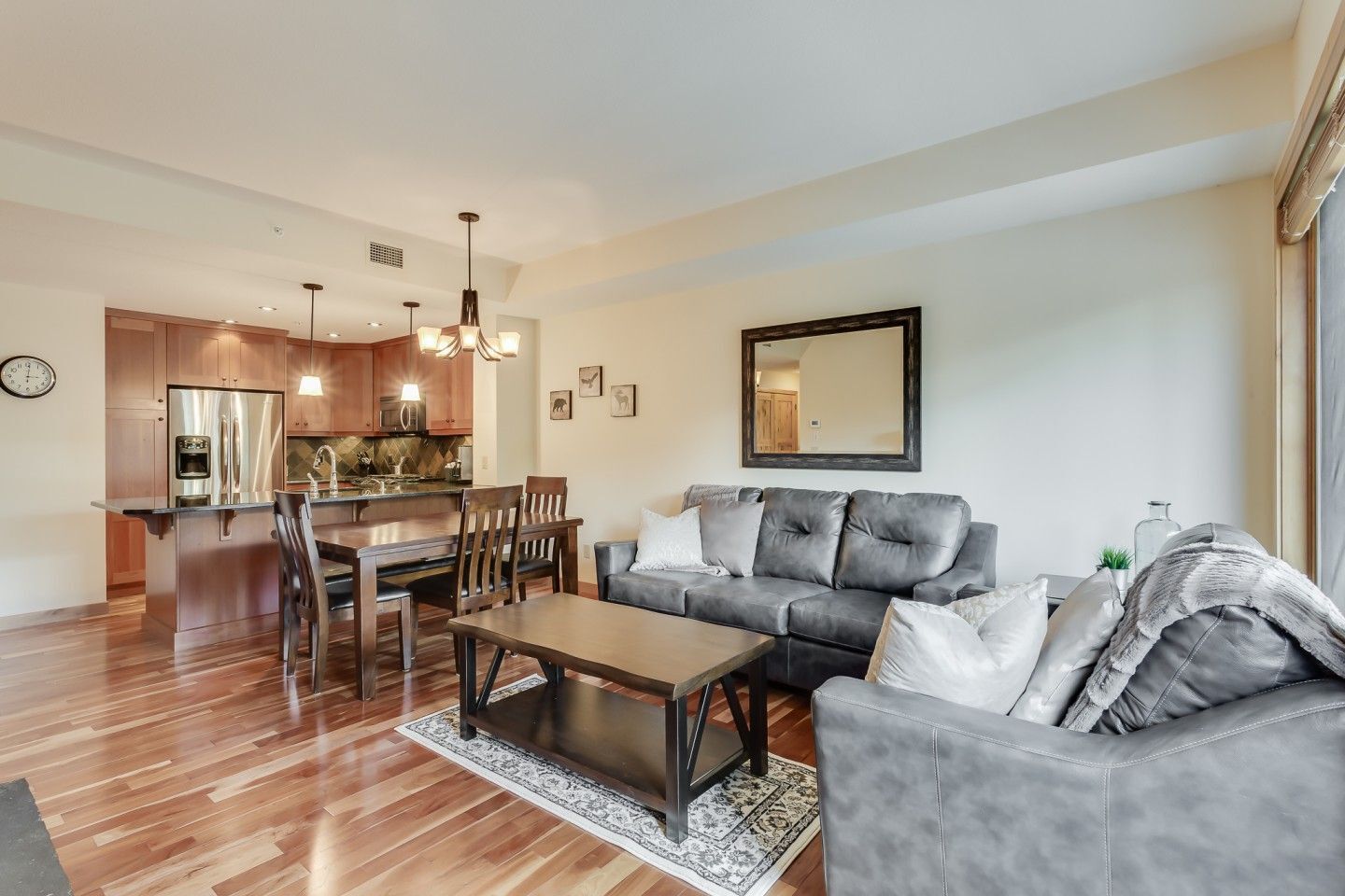 Cottage Rental of the Week Wake up to views of mountains at this