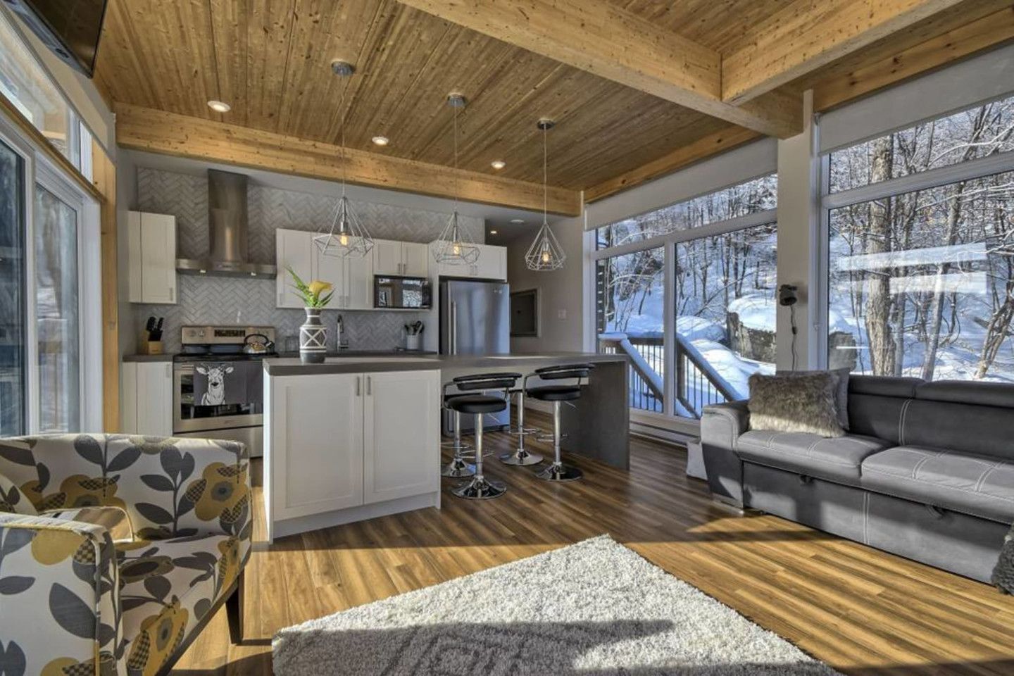 Cottage Rental of the Week This mountainside chalet just north of