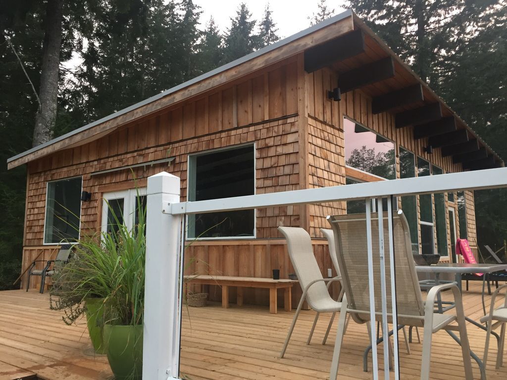Cottage Rental of the Week Contemporary cabin on Vancouver Island Cottage Life