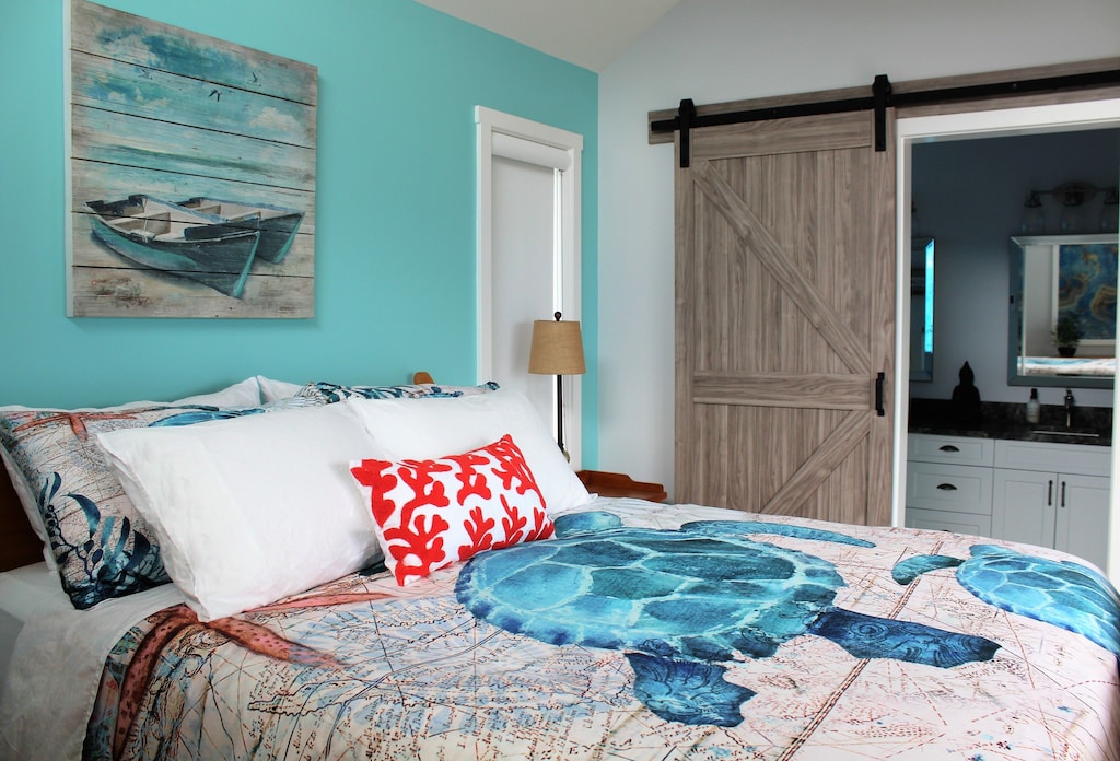 Cottage bedroom