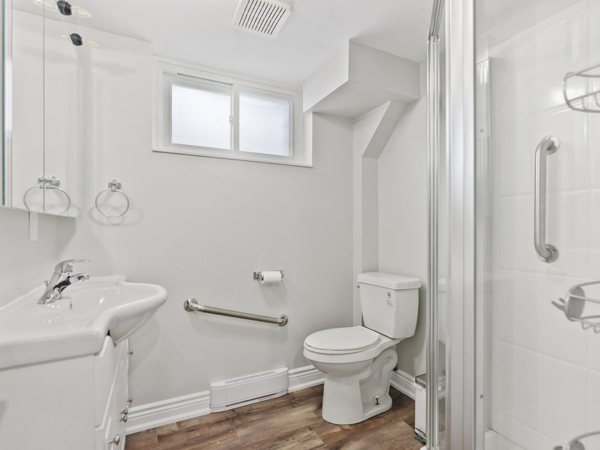 This newly renovated Gravenhurst property could be the perfect work