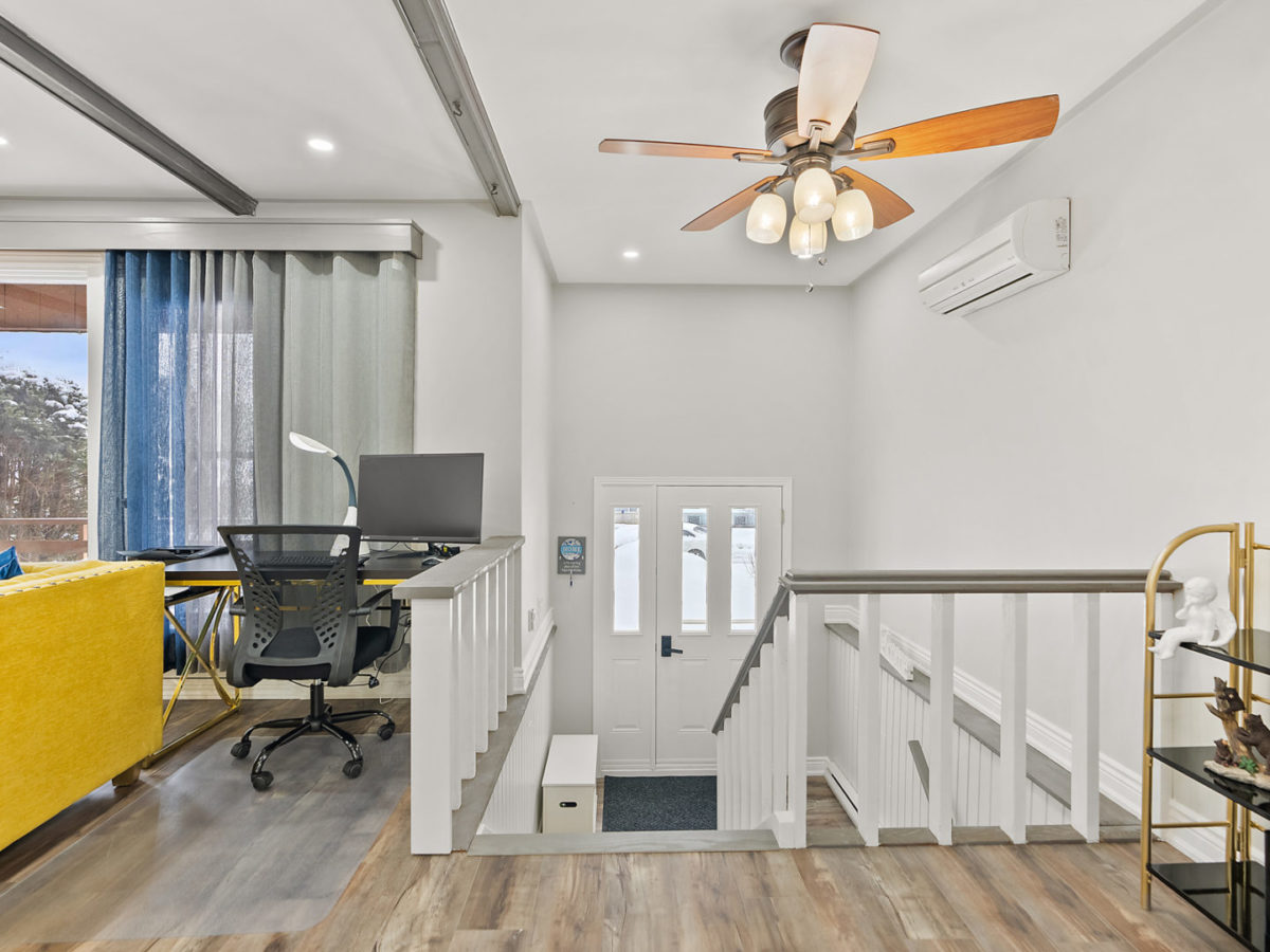 This newly renovated Gravenhurst property could be the perfect workfromhome retreat Cottage Life