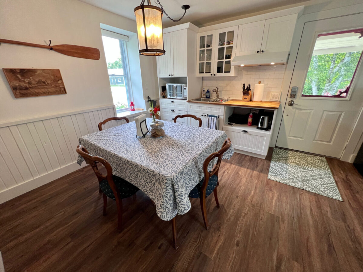 Cottagecountry owners make Airbnb's most hospitable hosts list