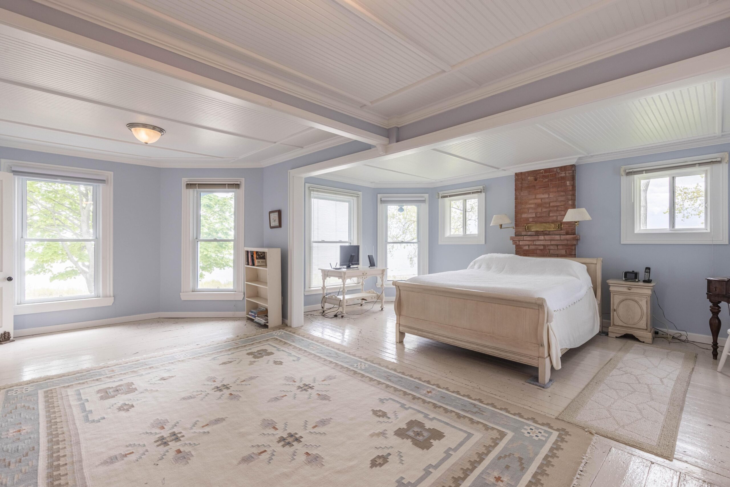 a large bedroom