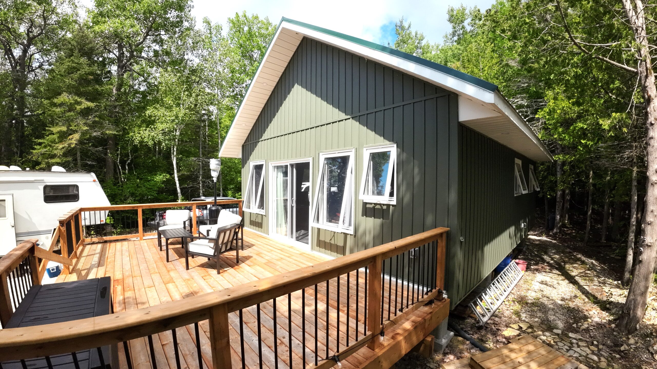 a green cottage
